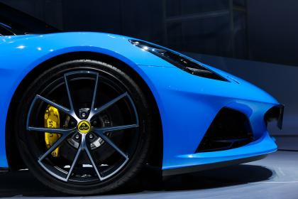 燃油终响 Emira邂逅海口车展 路特斯奏响电动化时代新篇章