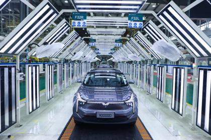 哪吒汽车迎来第10万台量产车下线 稳居造车新势力第一阵营