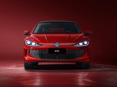 上汽大众凌渡L官图发布 造型夸张 配无框式车门+掀背式尾门