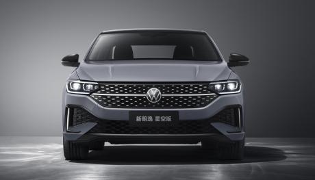 上汽大众新朗逸官方图发布 采用“双前脸”设计