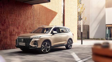 发扬女足精神 荣威RX5 MAX从对标到立标成智能汽车标杆