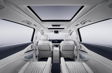 定位大型豪华电动MPV 岚图梦想家4月将上市