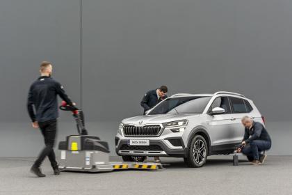 如何妥善运送从未公开的保密车型？斯柯达物流专家这样做