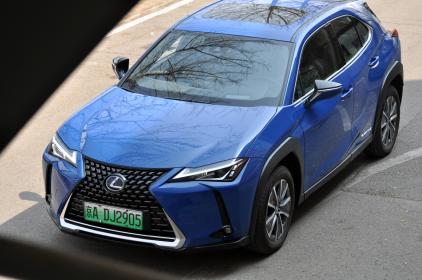灵动、豪华又纯电 雷克萨斯UX 300e还有其它本领么？