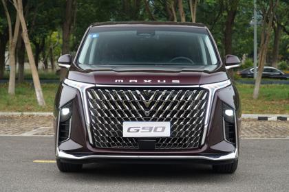 诸多“新派”亮点值得聊 试驾上汽大通MAXUS G90