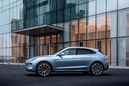 AITO纯电SUV问界M5 EV开启小订 9月将正式发布