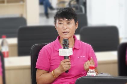 沃尔沃卡车木兰训练营铿锵启幕：守护货运路上的巾帼力量