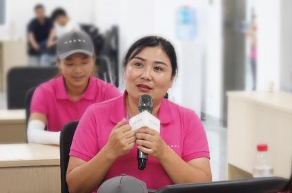 沃尔沃卡车木兰训练营铿锵启幕：守护货运路上的巾帼力量