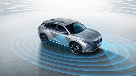 配备28个传感器 全新第三代荣威RX5 NGP智驾版将上市