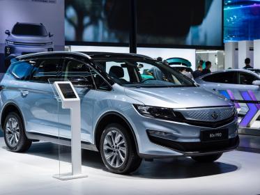 以换电引领出行变革 睿蓝汽车亮相成都车展