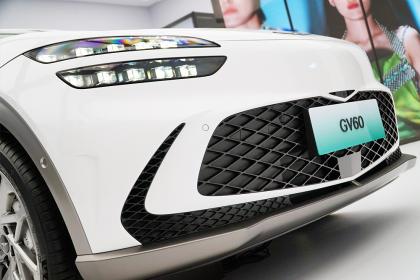 “焕新感官”名副其实 TC君静态体验捷尼赛思GV60