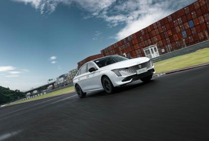 新508L燃擎驭动国际赛道 即刻上演速度与激情的较量