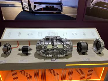 极氪发布五大核心技术 最速量产纯电车极氪001 FR开启预订