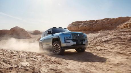 用实力刷新中国汽车历史 比亚迪上半年新车销量首进全球前十