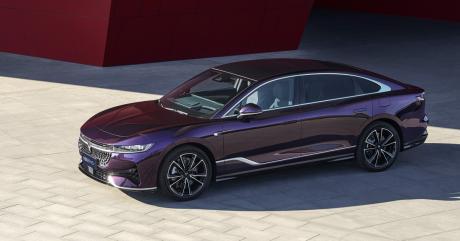 2023广州车展：岚图追光PHEV预售价26.69万元起 纯电续航262km