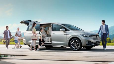 5米3德系大七座MPV 上汽大众威然限时一口价19.99万元起