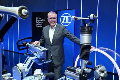 IAA Mobility 2025：采埃孚展示软件定义底盘与电动化出行技术