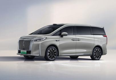 年轻家庭的MPV 魏牌高山7预售价28.98万元