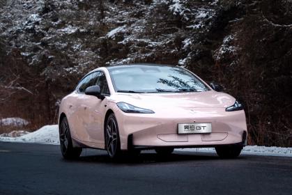 广汽昊铂GT Lite版正式上市 售价15.38万-15.88万元