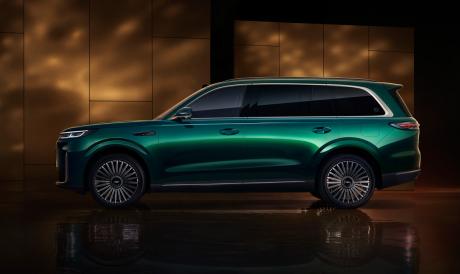 智享大六座旗舰SUV风云T11上市 限时17.99万-23.99万元