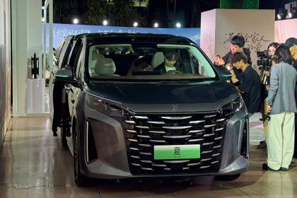 比亚迪2026款夏正式上市 限时置换价19.68万-25.98万元