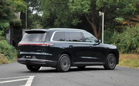 大六座家用SUV应有的态度，试驾风云T11