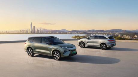 唐L携OTA进阶及新车色登场 补贴后售价21.48万-27.48万元