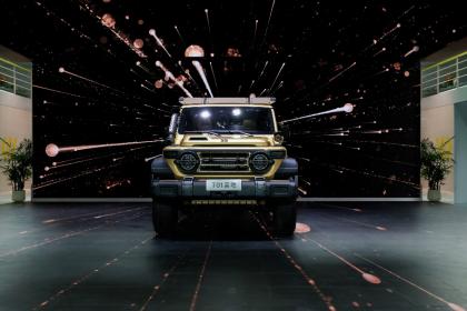 官方定制“全地形战士” 212 T01高地上市价20.58万元