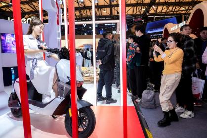 AWE 2026：首驱科技发布多款AI新品 覆盖全场景出行