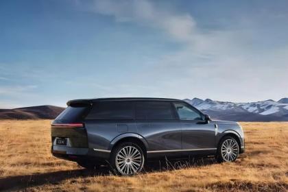 六大核心性能行业领先 福耀与小鹏打造行业首款AI调光隐私玻璃