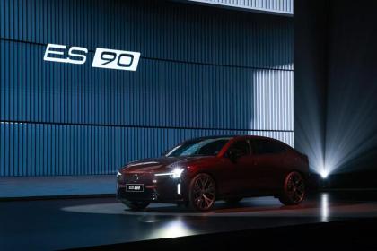 沃尔沃全新纯电EX90与ES90开启预售 价格42.99万元起