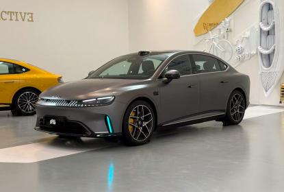 smart品牌首款豪华掀背轿车精灵6号亮相 北京车展将开启预售