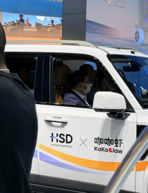 比亚迪“天团”到访地平线展台，比亚迪智能化下半场发力要从地平线出发？