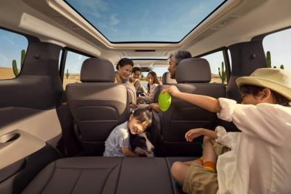 北汽极狐旗舰MPV极狐问道V9开启预售 补贴价21.99万-28.69万元