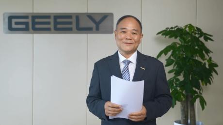 吉利汽车半年考：营收超1700亿净利增46%，管理层调整 “一个吉利”开启新周期