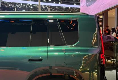定位豪华智慧全地形SUV 猛士X700迎来全球首秀